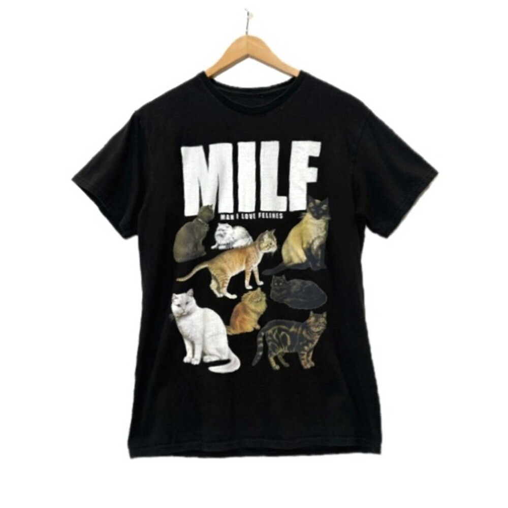 MILF "Man I Love Felines" Graphic Tee Mens Size Small Grunge Emo Funny Cat Tee